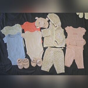 Carter's Baby Girl Clothing Bundle 0-3M / 3M – 11 Pieces